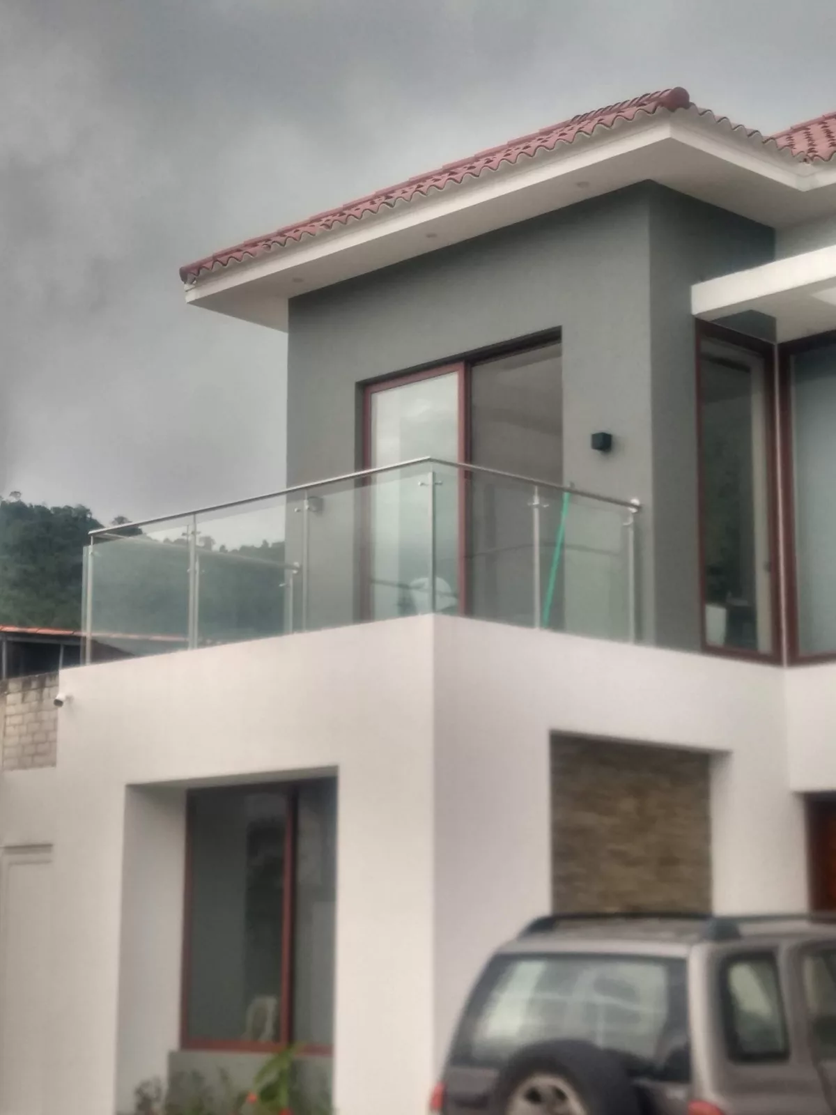 Balcón Soportes Circulares - NOVAvidrio Guayaquil