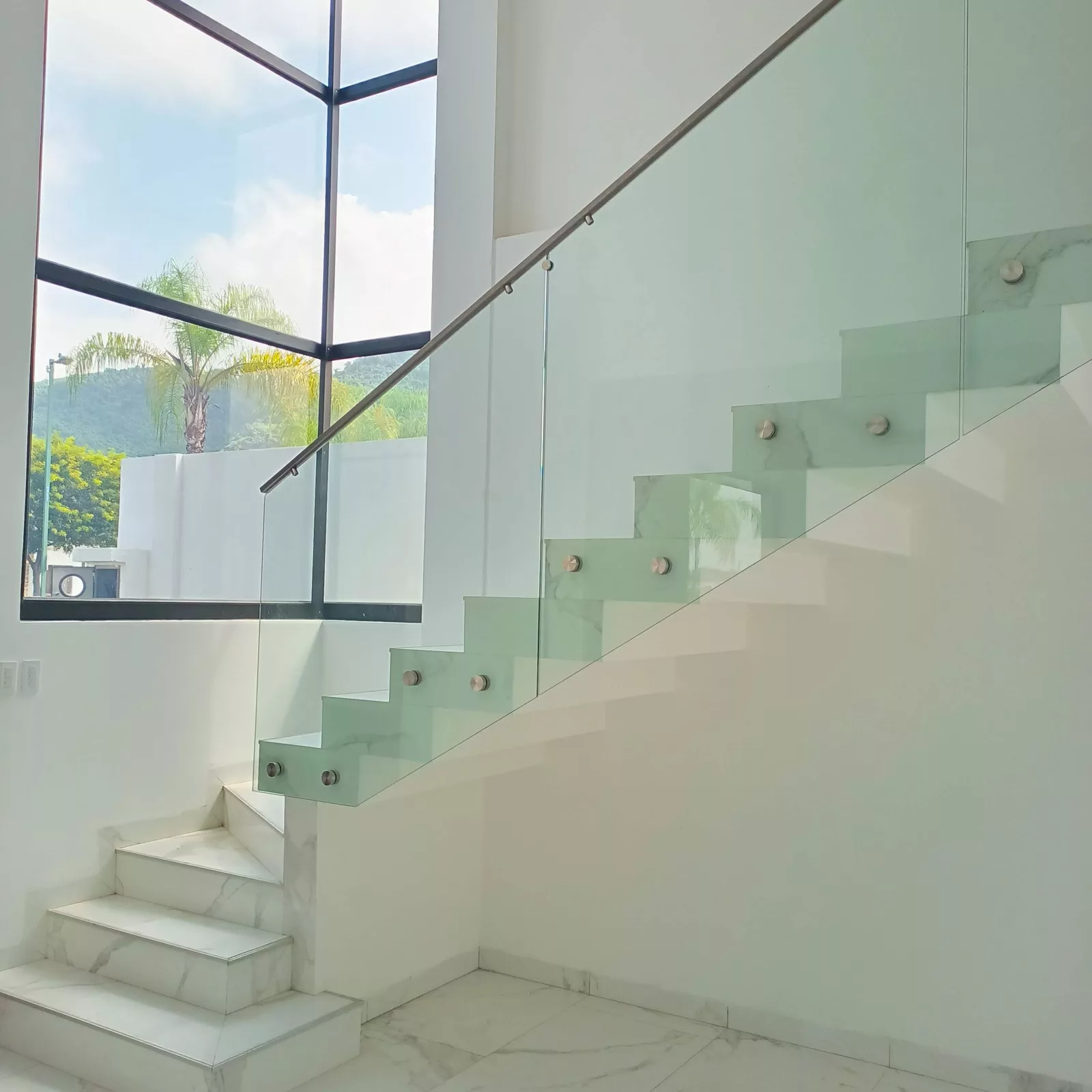 Pasamanos Soportes Circulares - NOVAvidrio Guayaquil