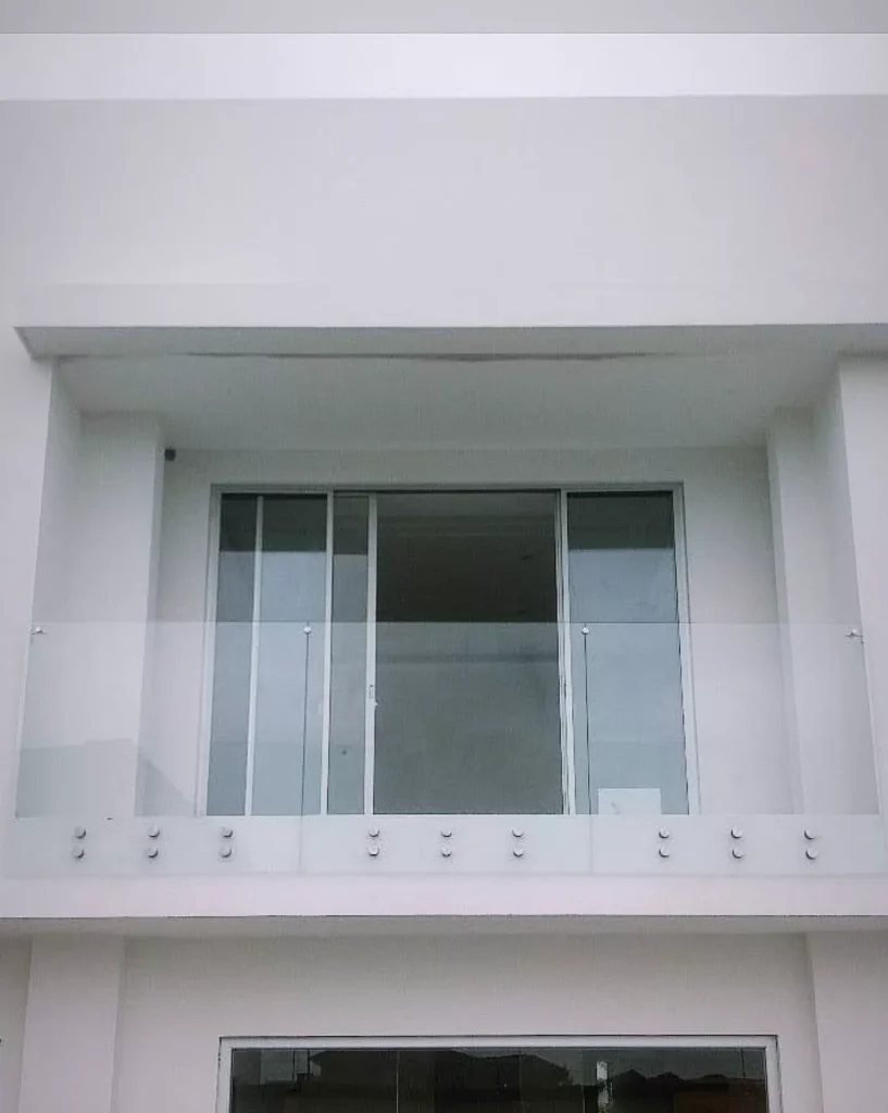 Balcones y Pasamanos - Proyectos NOVAvidrio Guayaquil