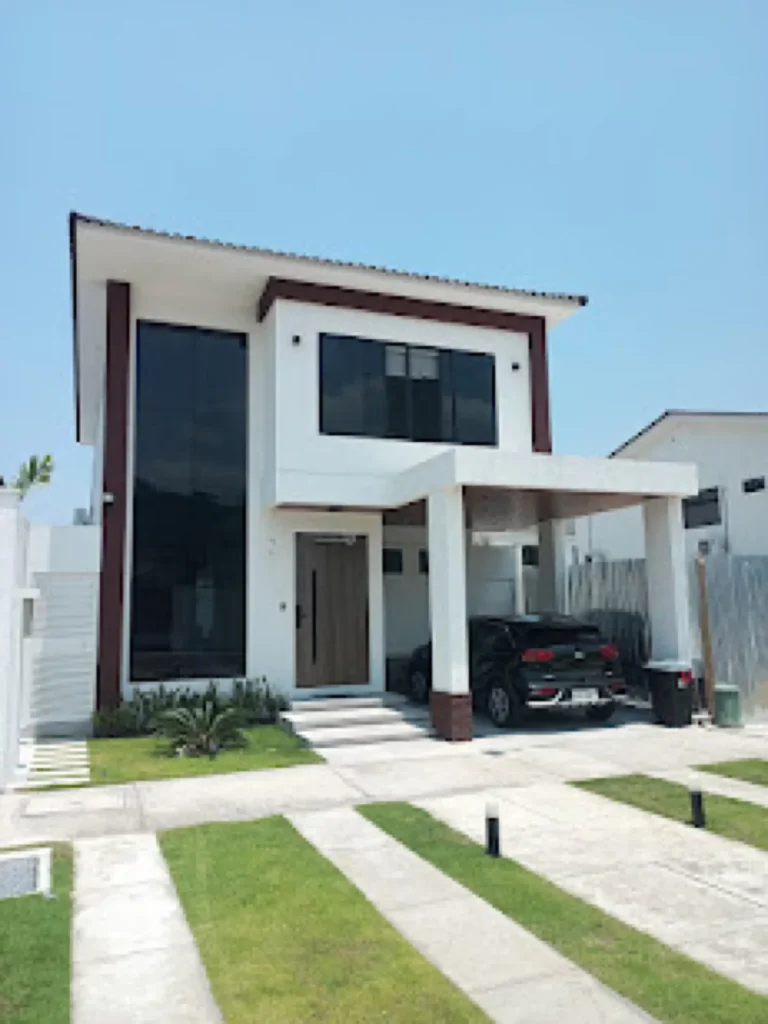 Casa con Ventanales Euro - Ventanería Casa Completa