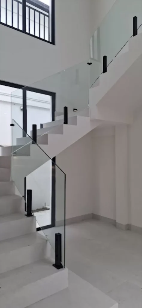 Pasamanos Exterior - Balcones y Pasamanos en Samborondón